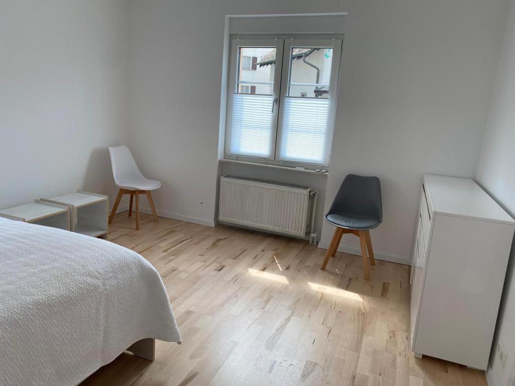 Ferienwohnung Diana Und Manuel Weinheim Bagian luar foto