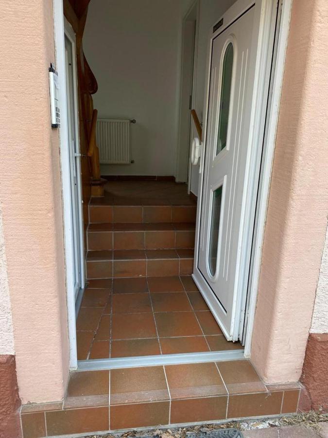 Ferienwohnung Diana Und Manuel Weinheim Bagian luar foto
